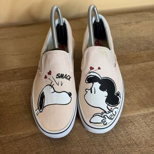 Vans X Peanuts collab Classic Slip On shoes Lucy Snoopy Size 7.5 women’s